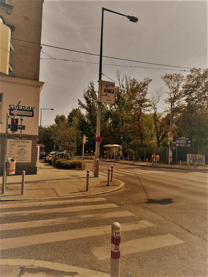 Wohnung In Der Naehe Wiener Stadthalle Und Zentrum 9 Eksteriør billede